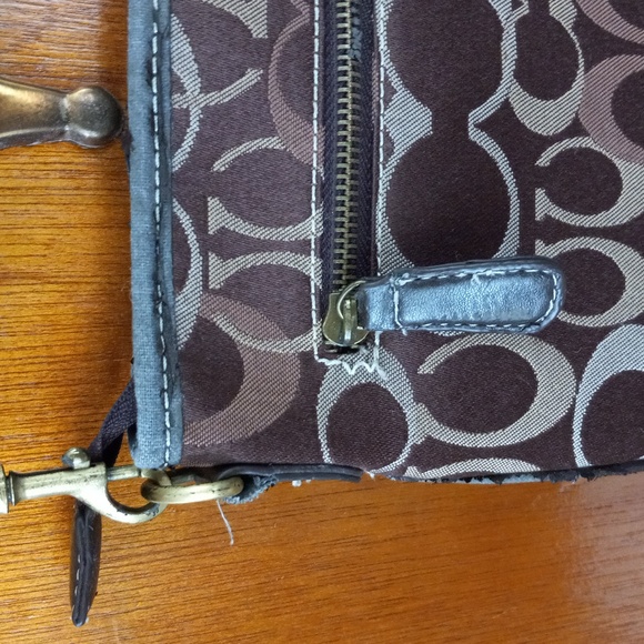 Coach Brown Crossbody Bag - Picture 10 of 15